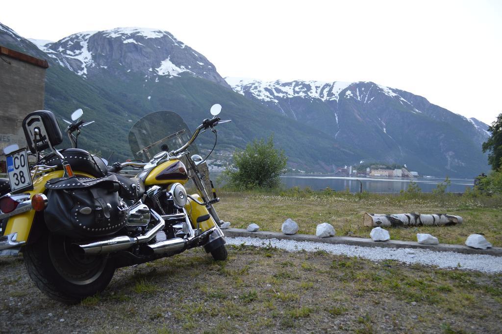 Trolltunga Studios Odda Buitenkant foto