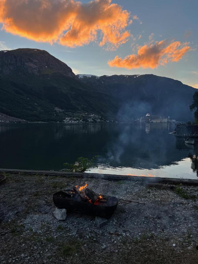 Trolltunga Studios Odda Buitenkant foto