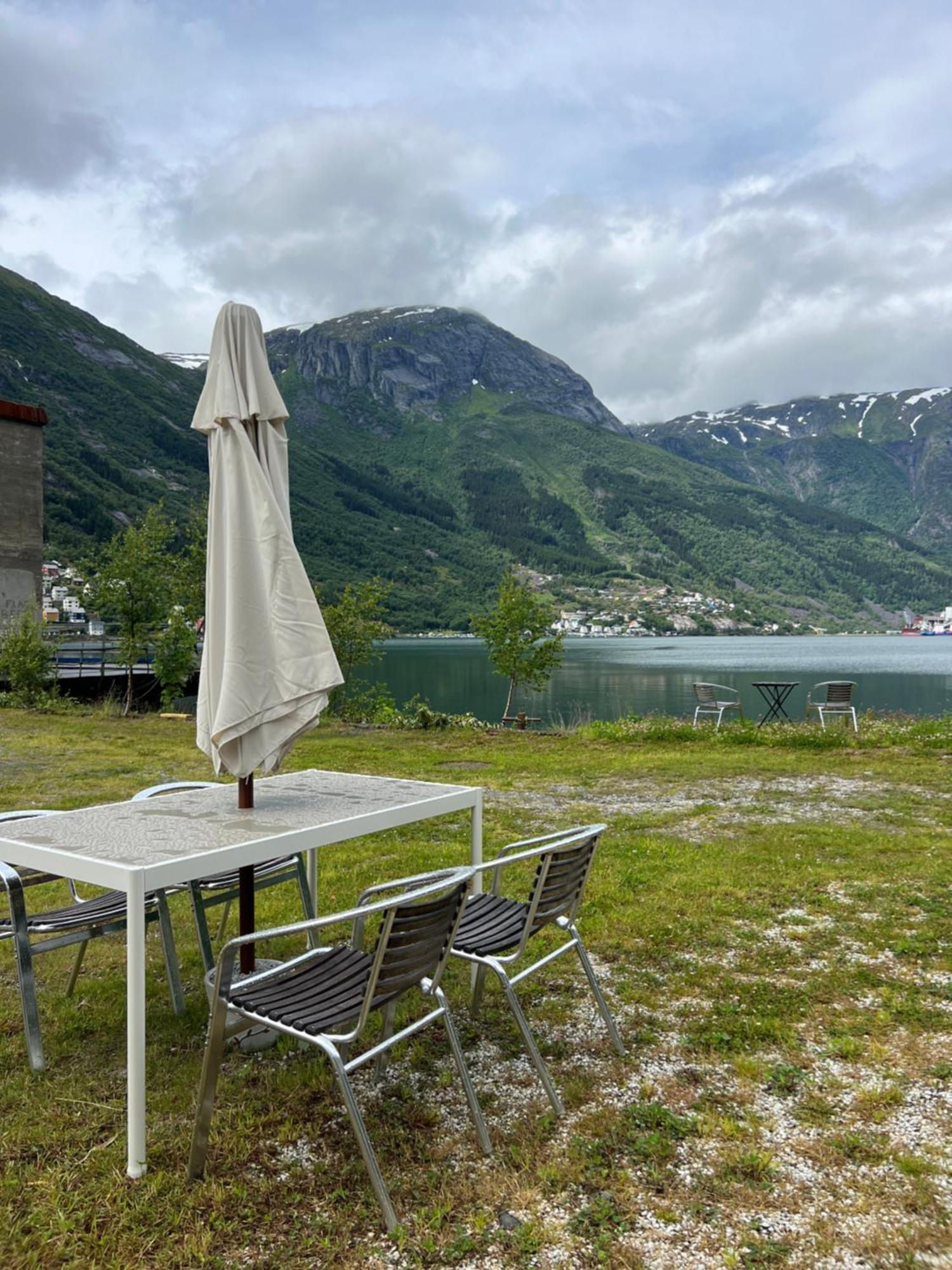 Trolltunga Studios Odda Buitenkant foto