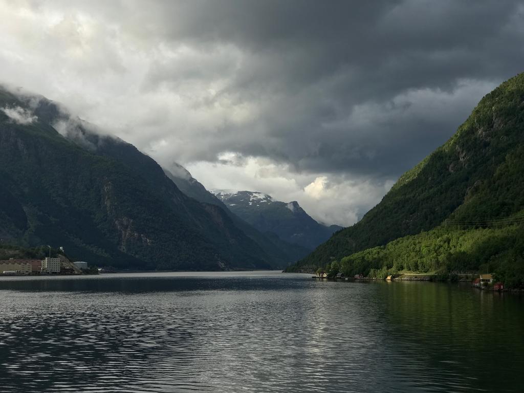 Trolltunga Studios Odda Buitenkant foto